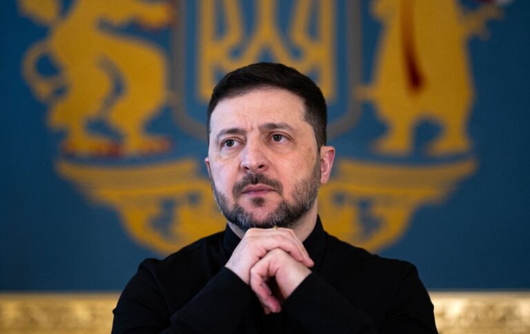 Зеленський: Позиції України на фронті залишаються найсильнішими за довгий час війни
